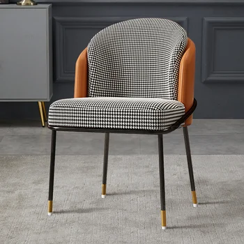 Скандинавские легкие обеденные стулья из роскошной ткани для кухни, современные минималистичные дизайнерские стулья с кожаной спинкой, стулья для макияжа в спальне